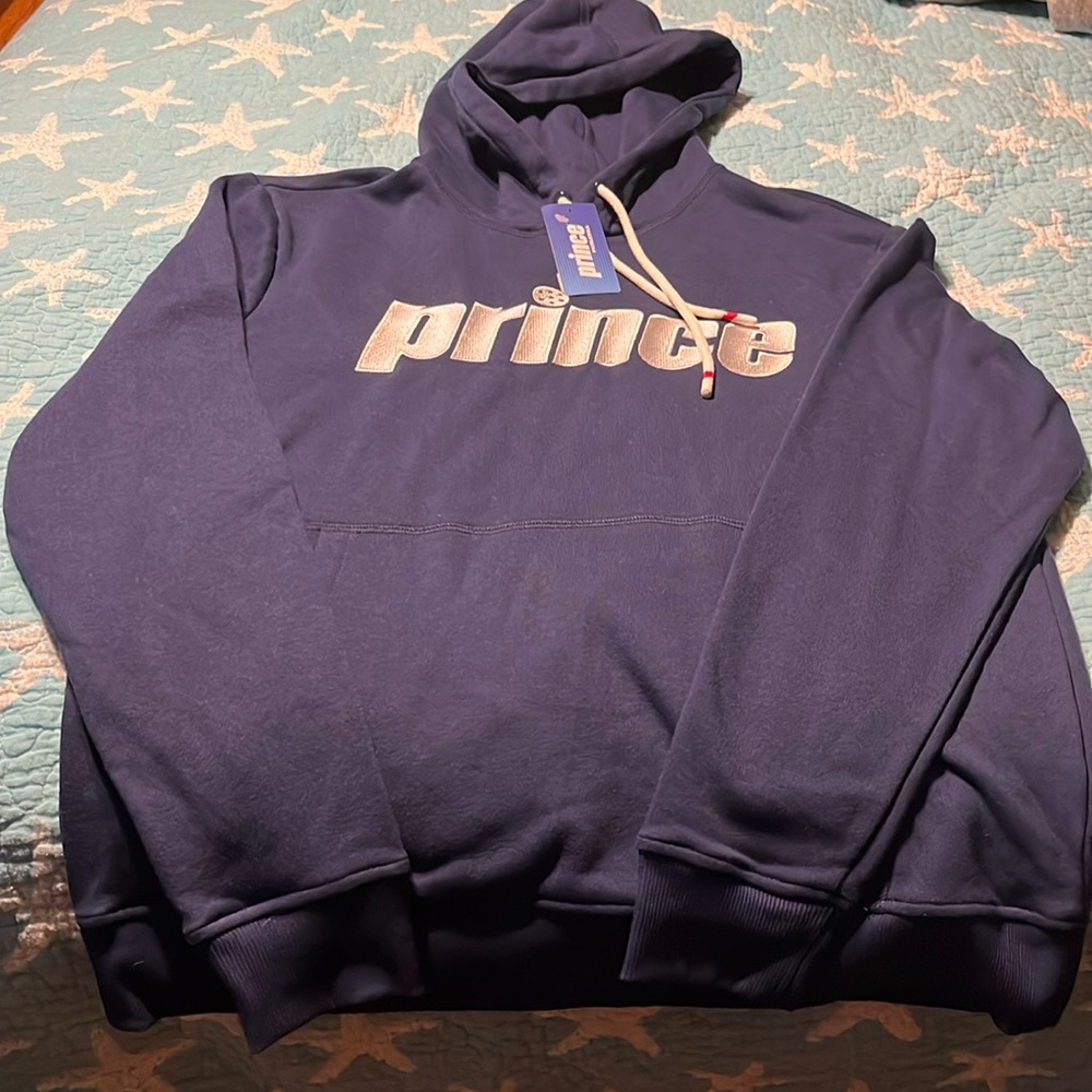 PTP 21 size Medium Navy Blue. Target athletic. New!